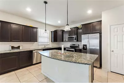 120 Citrus Isle Street, Davenport, FL 33837 - Photo 9