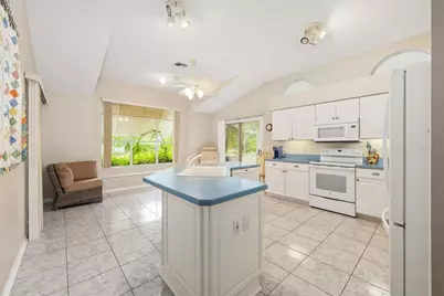 1605 Chavez Court, The Villages, FL 32159 - Photo 11