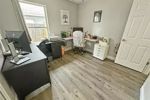 7047 Hickory Branch Cir, Orlando, FL 32818 - Photo 13