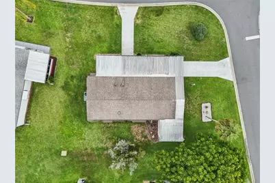 1802 Petunia Lane, The Villages, FL 32159 - Photo 57