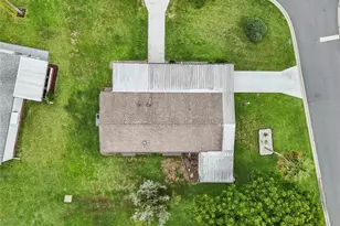 1802 Petunia Ln, The Villages, FL 32159 - Photo 57