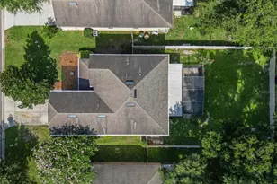 30304 Cheval St, Mount Dora, FL 32757 - Photo 13