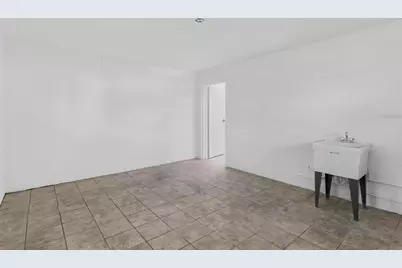 109 W Lakeview Street, Lady Lake, FL 32159 - Photo 19