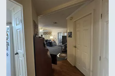 4805 Colonnades Cir E, Lakeland, FL 33811 - Photo 7