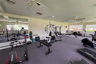 4805 Colonnades Cir E, Lakeland, FL 33811 - Photo 19