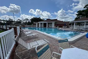 4805 Colonnades Cir E, Lakeland, FL 33811 - Photo 33