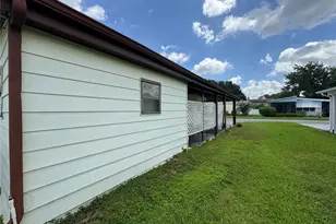 4805 Colonnades Cir E, Lakeland, FL 33811 - Photo 15