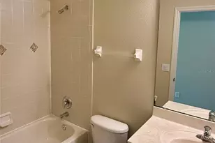 3360 Creek run Ln, Eustis, FL 32736 - Photo 11