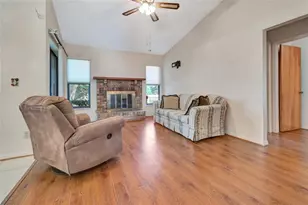 9835 Lakeshore Dr, Clermont, FL 34711 - Photo 11