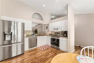 2121 Vindale Rd, Tavares, FL 32778 - Photo 9