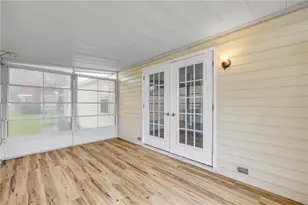 1228 Maria Ct, The Villages, FL 32159 - Photo 27