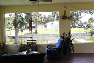 876 Cr 467, Lake Panasoffkee, FL 33538 - Photo 25