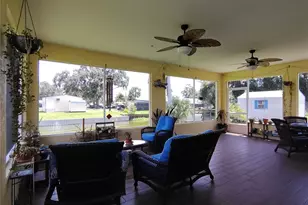 876 Cr 467, Lake Panasoffkee, FL 33538 - Photo 27