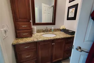 876 Cr 467, Lake Panasoffkee, FL 33538 - Photo 31