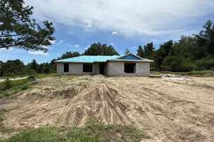 8512 N Garland Way, Dunnellon, FL 34434 - Photo 1