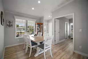 31609 Terrace Dr, Tavares, FL 32778 - Photo 17