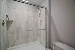 31609 Terrace Dr, Tavares, FL 32778 - Photo 13