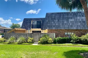 2942 Poplar Ave, Leesburg, FL 34748 - Photo 1