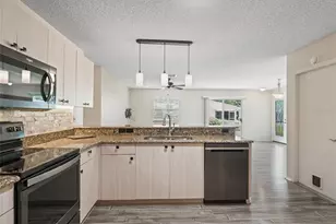 220 Estrada Pl, The Villages, FL 32159 - Photo 15