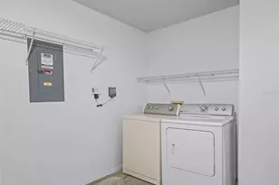 220 Estrada Pl, The Villages, FL 32159 - Photo 31