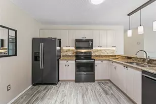 220 Estrada Pl, The Villages, FL 32159 - Photo 19