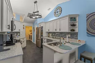 11218 Fountain Lake Blvd, Leesburg, FL 34788 - Photo 9