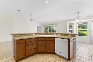 471 Gaskin Ln, The Villages, FL 32162 - Photo 11