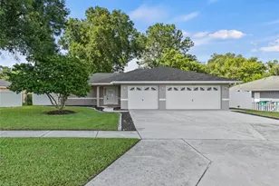 810 Ridge Ave, Wildwood, FL 34785 - Photo 27