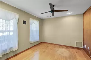 9107 Dollanger Ct, Orlando, FL 32819 - Photo 7