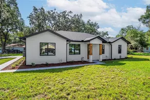 615 Leconte St, Fruitland Park, FL 34731 - Photo 1