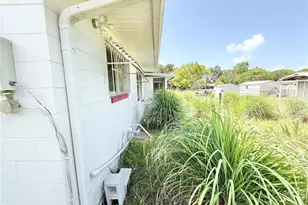 1620 Morin St, Eustis, FL 32726 - Photo 25