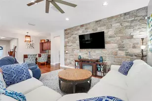 815 Hidden Moss Dr, Groveland, FL 34736 - Photo 19