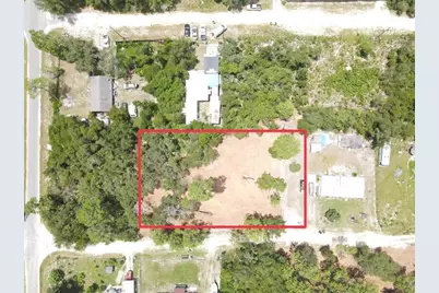 W Pine Street, Paisley, FL 32767 - Photo 1