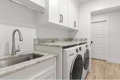 827 SW Kings Bay Drive, Crystal River, FL 34429 - Photo 15