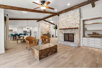 827 SW Kings Bay Drive, Crystal River, FL 34429 - Photo 9