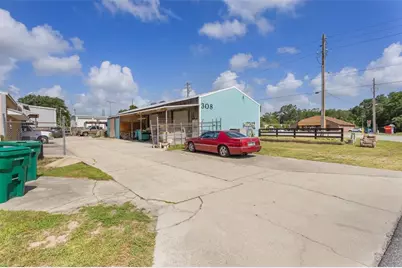 300 N Dixie Avenue, Fruitland Park, FL 34731 - Photo 13