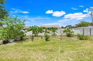 2412 Ainsworth Ave, Deltona, FL 32738 - Photo 33