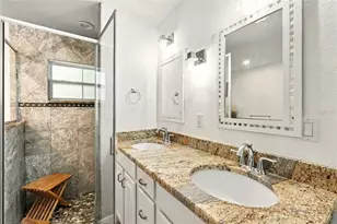 327 S Lakeview Ave, Winter Garden, FL 34787 - Photo 21