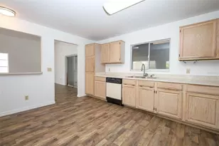 1675 Thornhill Cir, Oviedo, FL 32765 - Photo 11