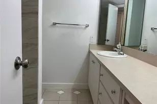 15102 Sandalwood Dr, Wildwood, FL 34785 - Photo 13