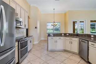 10112 Yonaomi Cir, Clermont, FL 34711 - Photo 9