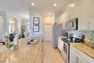 303 Misty Haven Dr, Groveland, FL 34736 - Photo 9