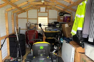 1217 Cr 440A, Lake Panasoffkee, FL 33538 - Photo 7