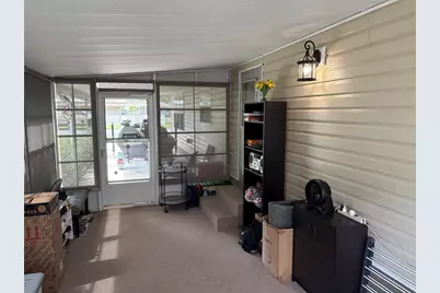 1217 Cr 440A, Lake Panasoffkee, FL 33538 - Photo 3