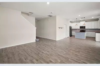 900 Carmillion Ct, Groveland, FL 34736 - Photo 5