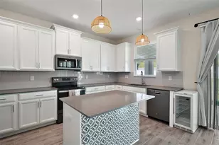 900 Carmillion Ct, Groveland, FL 34736 - Photo 7