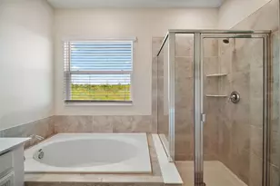 900 Carmillion Ct, Groveland, FL 34736 - Photo 25