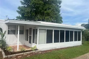 240 Rue De Fontaine, Tavares, FL 32778 - Photo 7