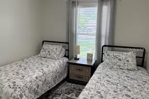 1127 E 11th Ave, Mount Dora, FL 32757 - Photo 5