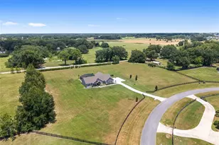 2540 NE 108th Ln, Oxford, FL 34484 - Photo 3